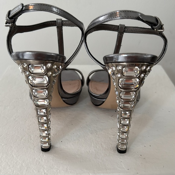 Miu Miu Pewter/Silver Patent Leather Sandals with Exquisite Crystal heels 36 - Picture 3 of 9